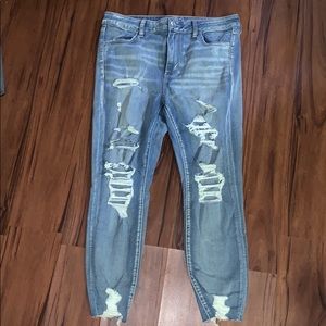 High waisted super stretch ripped jeans